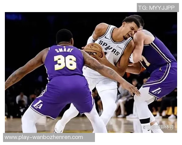 老鹰与湖人激战正酣比分背后隐藏的精彩故事与战术分析